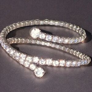Vintage Rhinestone Spiral Memory Coil Silver Tone Bracelet